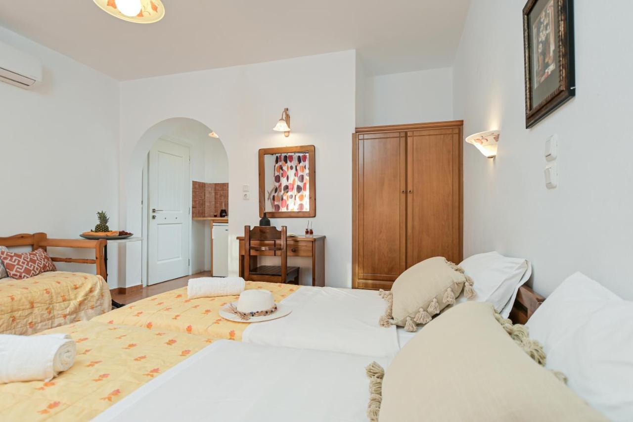 Alykes Studios & Suites Agios Prokopios  Exteriér fotografie