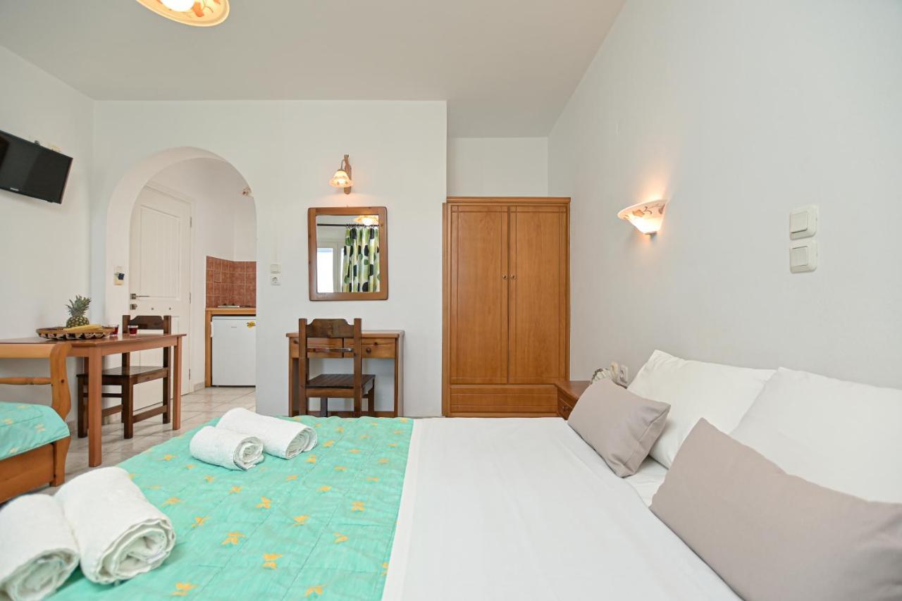 Alykes Studios & Suites Agios Prokopios  Exteriér fotografie