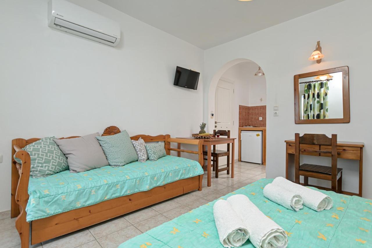 Alykes Studios & Suites Agios Prokopios  Exteriér fotografie