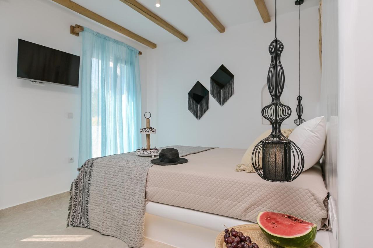 Alykes Studios & Suites Agios Prokopios  Exteriér fotografie