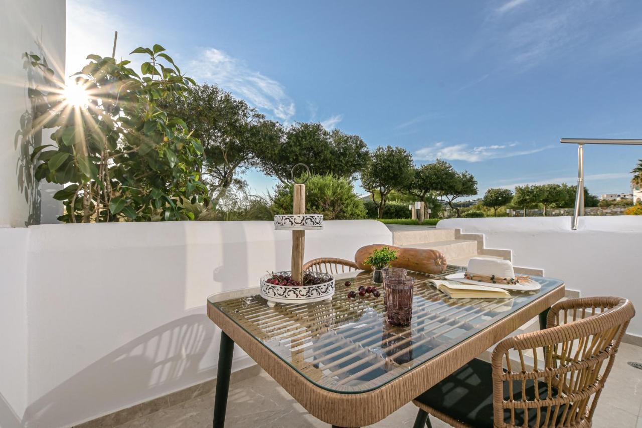 Alykes Studios & Suites Agios Prokopios  Exteriér fotografie